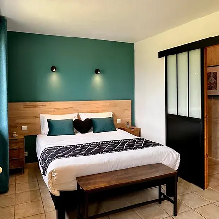 Bed & Breakfast L'ostal De Soubrey 3*